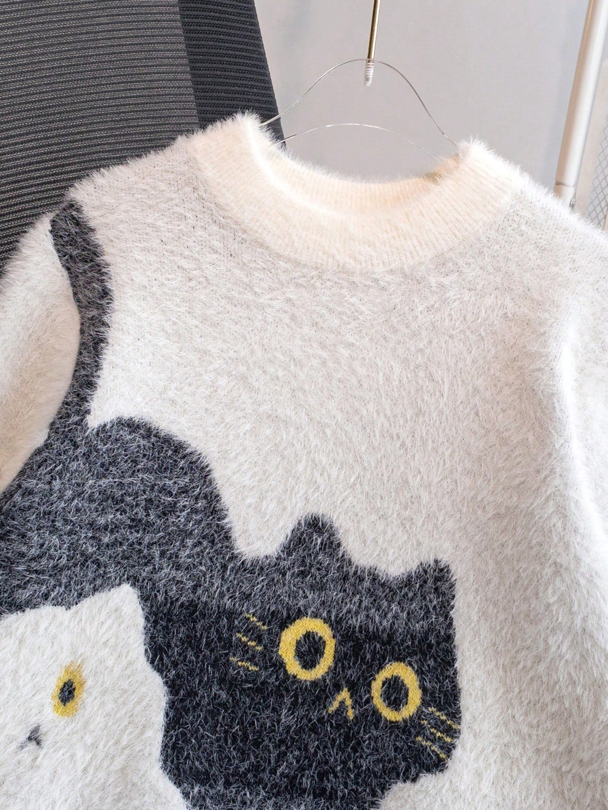 Girls' Cute Cat Pattern Faux Fur Knit Pullover Sweater, Suitable For Casual Everyday Wear, Spring/Autumn/Winter