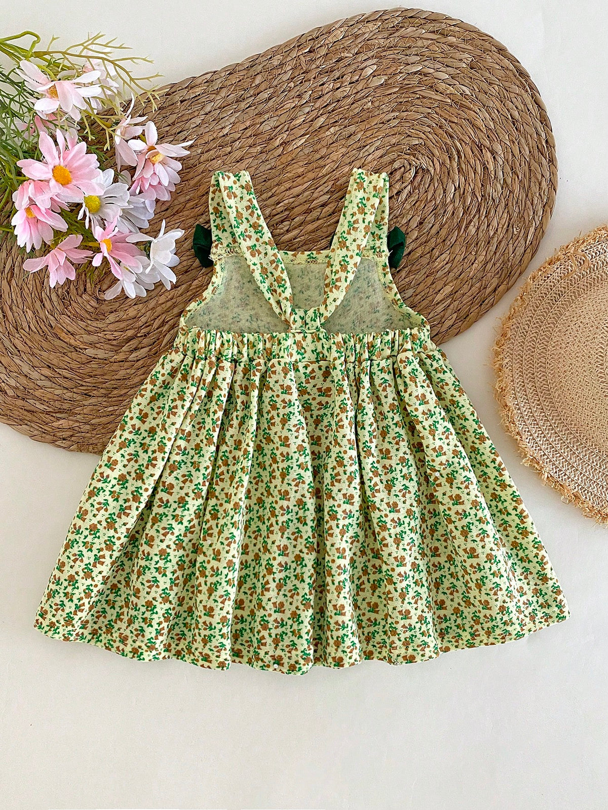 Girls' Light Yellow Floral Strap Dress, Green Bowknot Decor, Summer Baby Princess Dress