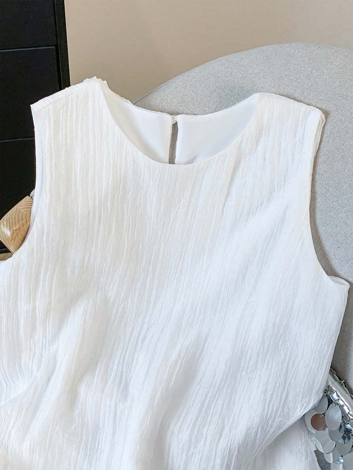 GlowEve Women's Solid Color Round Neck Casual Loose Fit Tank Top