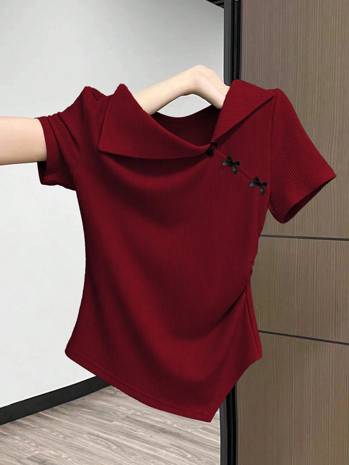 GlowEve Women's Summer Asymmetrical Shoulder Short Sleeve T-Shirt With Bow Decor