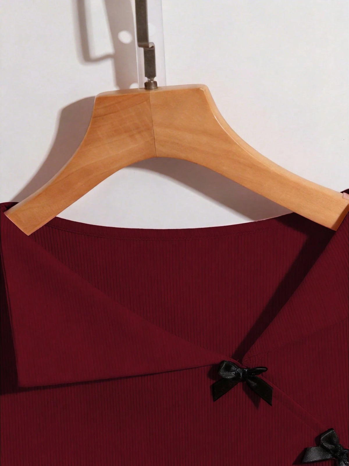 GlowEve Women's Summer Asymmetrical Shoulder Short Sleeve T-Shirt With Bow Decor