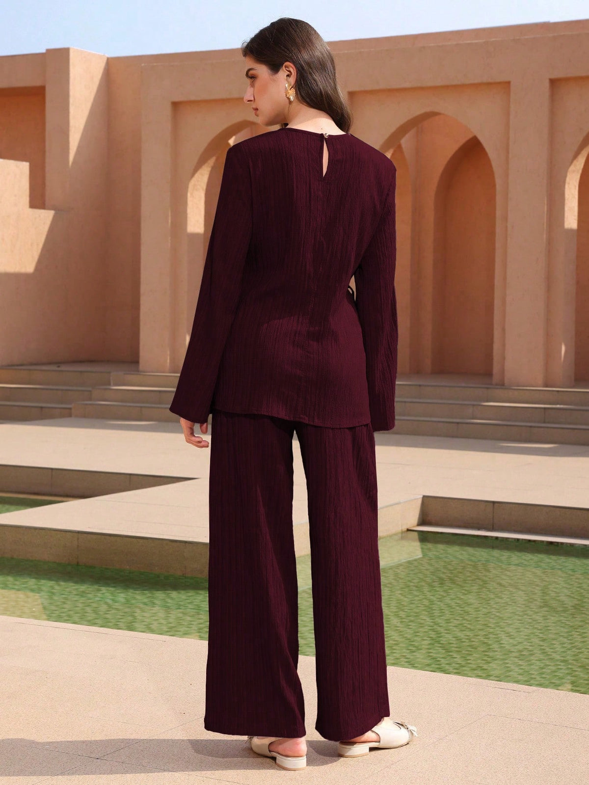 Graceveil 2pcs Textured Fabric Round Neck Elegant Loose Long Sleeve Women's Wedding Guest Vacation Lace-Up Burgundy Two Piece Set, Waist Tie With Pearl Decor