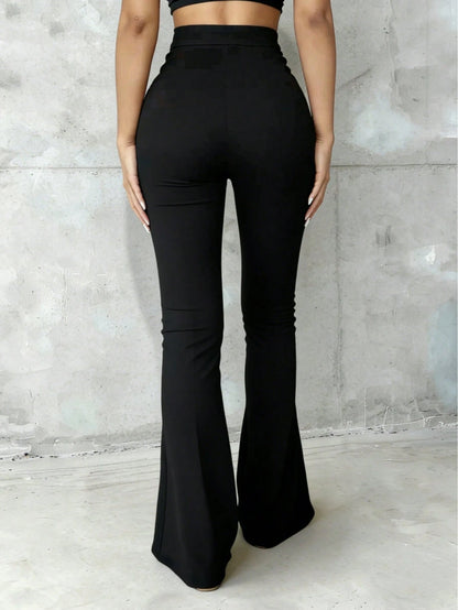 High-Waisted Flare Black Pants With Front Seam Detail, Button Design, Stretchy Black Trousers Suitable For Daily, Formal, Soft Fabric, Minimalist Fashion, Suitable For Vacation, Office, Casual, Busine
