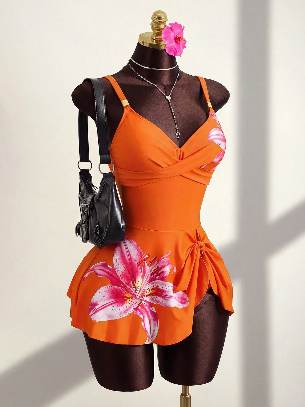 Hot Selling Spring/Summer Beach Vacation Adjustable Strap Metal Accessory Floral Print Swimsuit 2 Pieces Set (Strap + Triangle Bottoms)