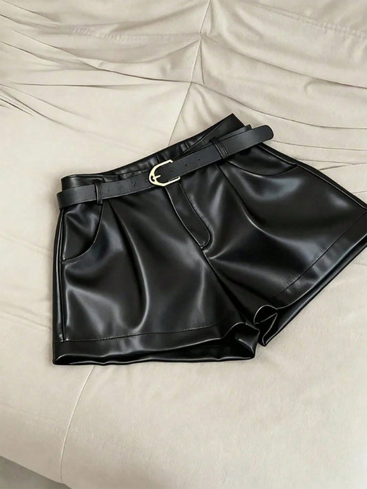 INAWLY Women's Pocket PU Leather Fashionable Versatile Commuting Party Shorts