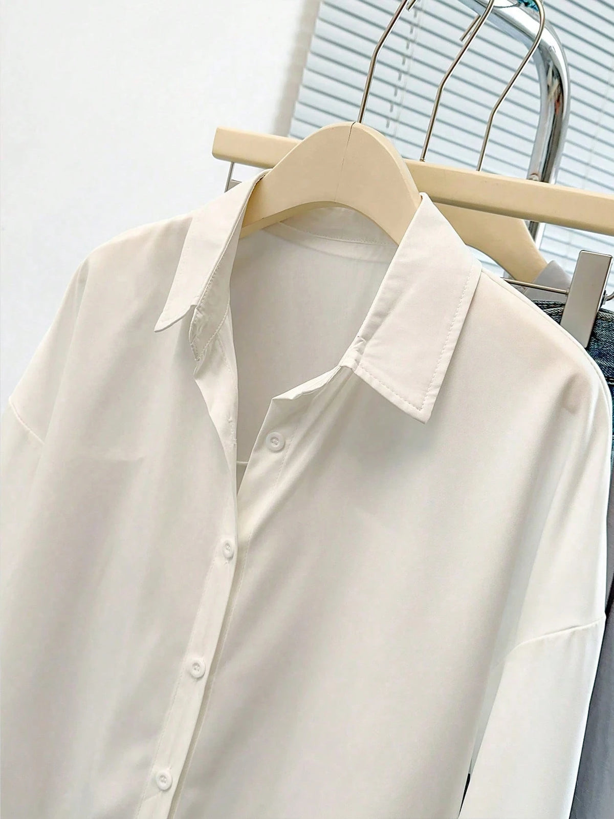 INAWLY Women's Solid Color Long Sleeve Single-Breasted Casual Shirt