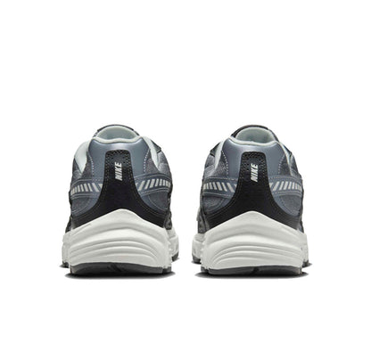 Nike Initiator "Anthracite Metallic Cool Grey"