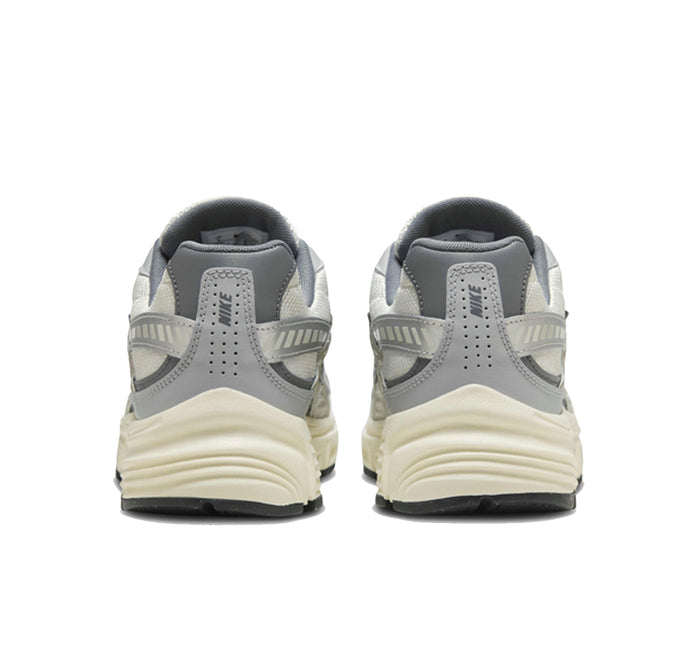Nike Initiator "Light Bone Smoke Grey"