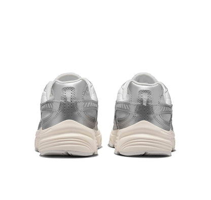 Nike Initiator "Vast Grey Metallic Silver Pale Ivory Pink Foam"