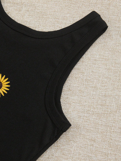 IslaSuriya Daisy Embroidered Women's Round Neck Camisole