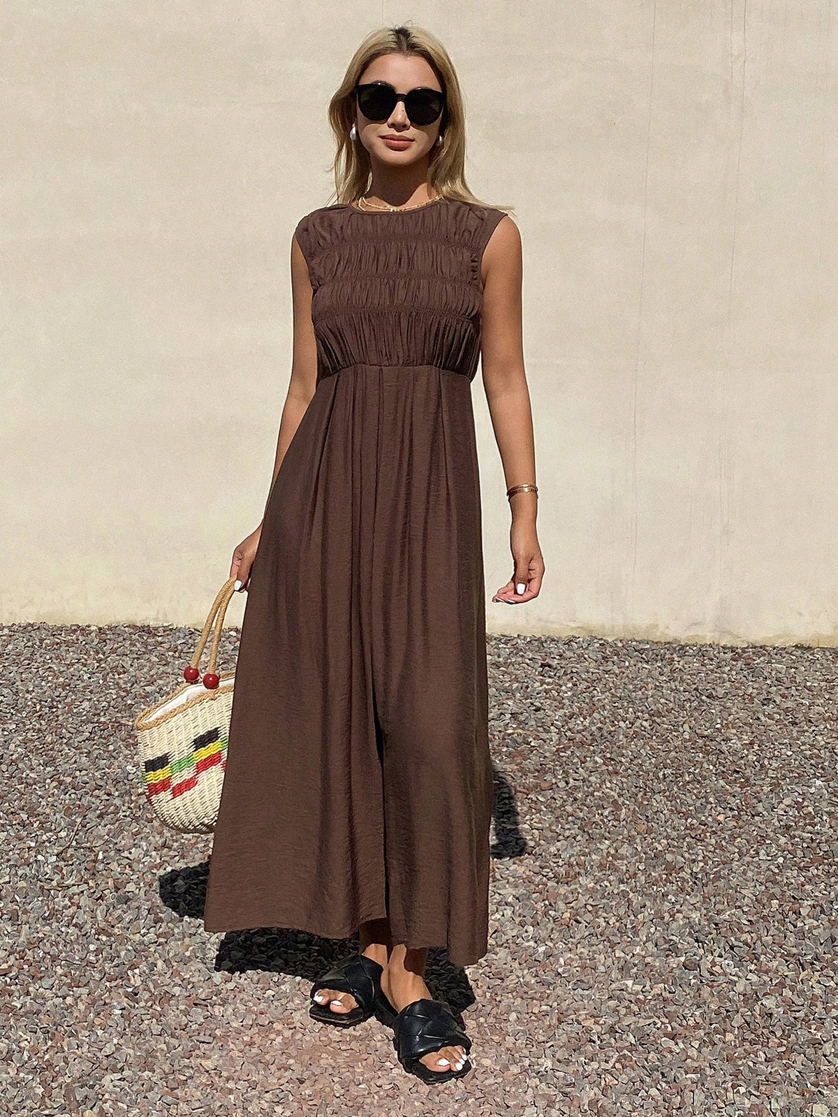 Livesso Summer Elegant Party Holiday Round Neck Sleeveless Waist-Cinching Solid Color Women's Midi Dress