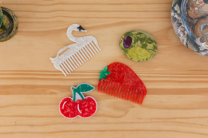 Living Royal Mini Hair Comb - Strawberry