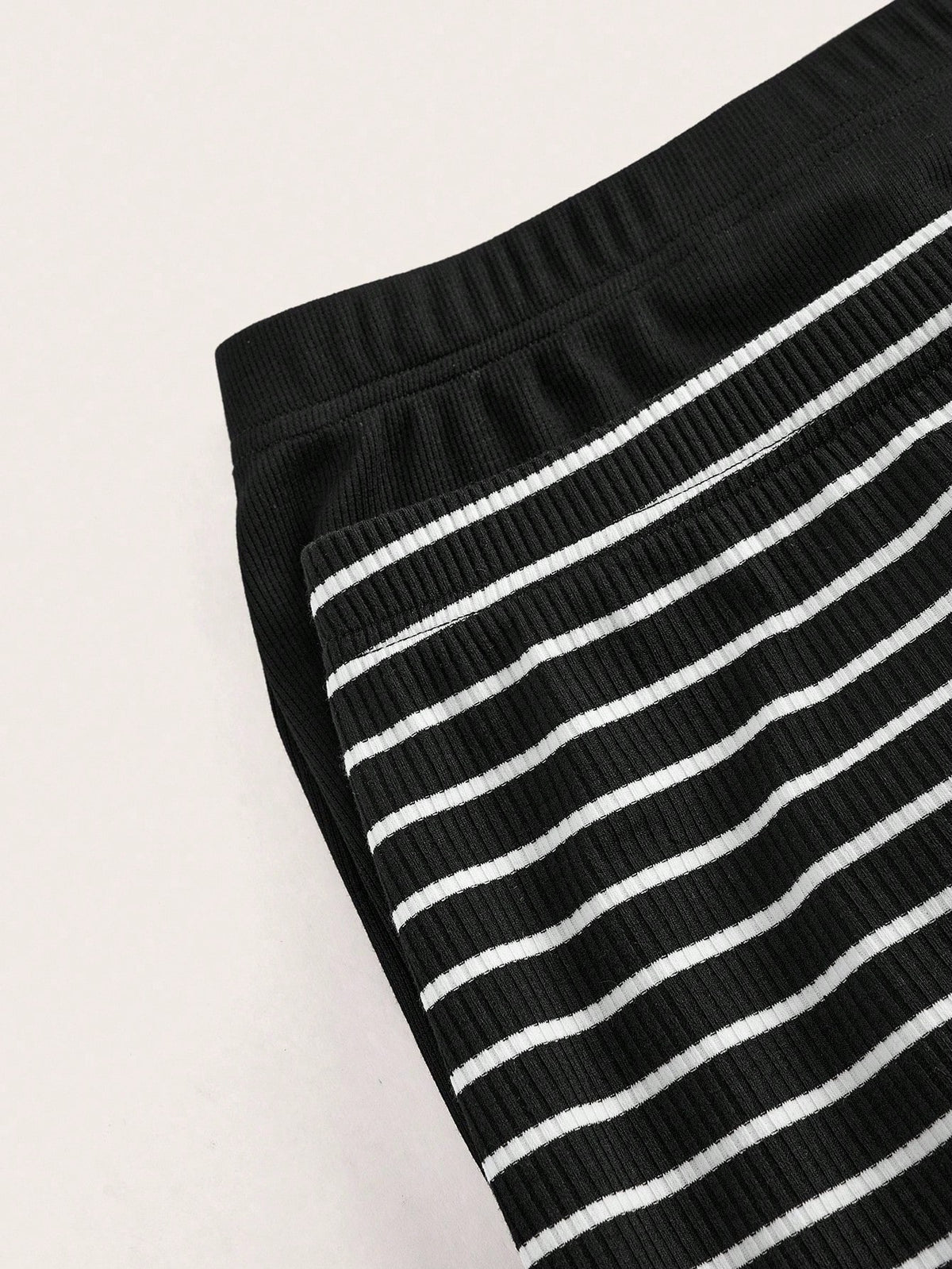 LUNE 2pcs Women Casual Black And White Striped Solid Pencil Maxi Skirt Set,Autumn Work Everyday Holiday Business Office Outfits,Back To School Teacher