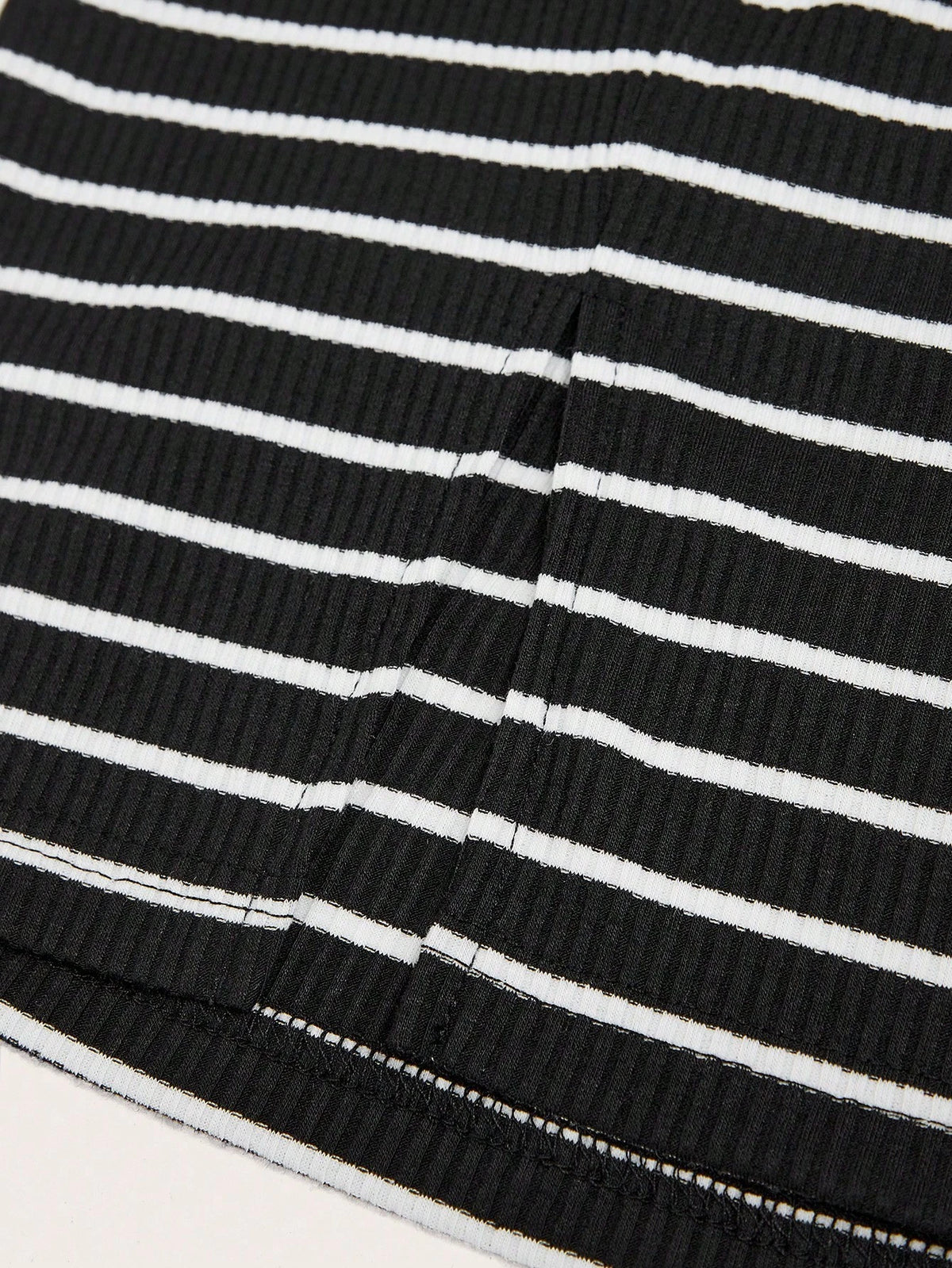 LUNE 2pcs Women Casual Black And White Striped Solid Pencil Maxi Skirt Set,Autumn Work Everyday Holiday Business Office Outfits,Back To School Teacher