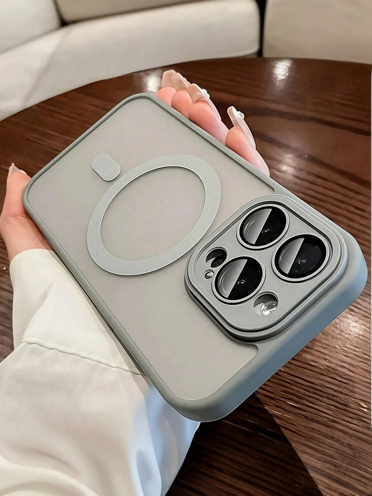 Luxury Magnetic Style Matte Wireless Charging Shock-Proof Phone Case Compatible With IPhone 17/16/15/14/13/12/11 Pro Max With Semi-Transparent Armor Protective Cover Business Gift