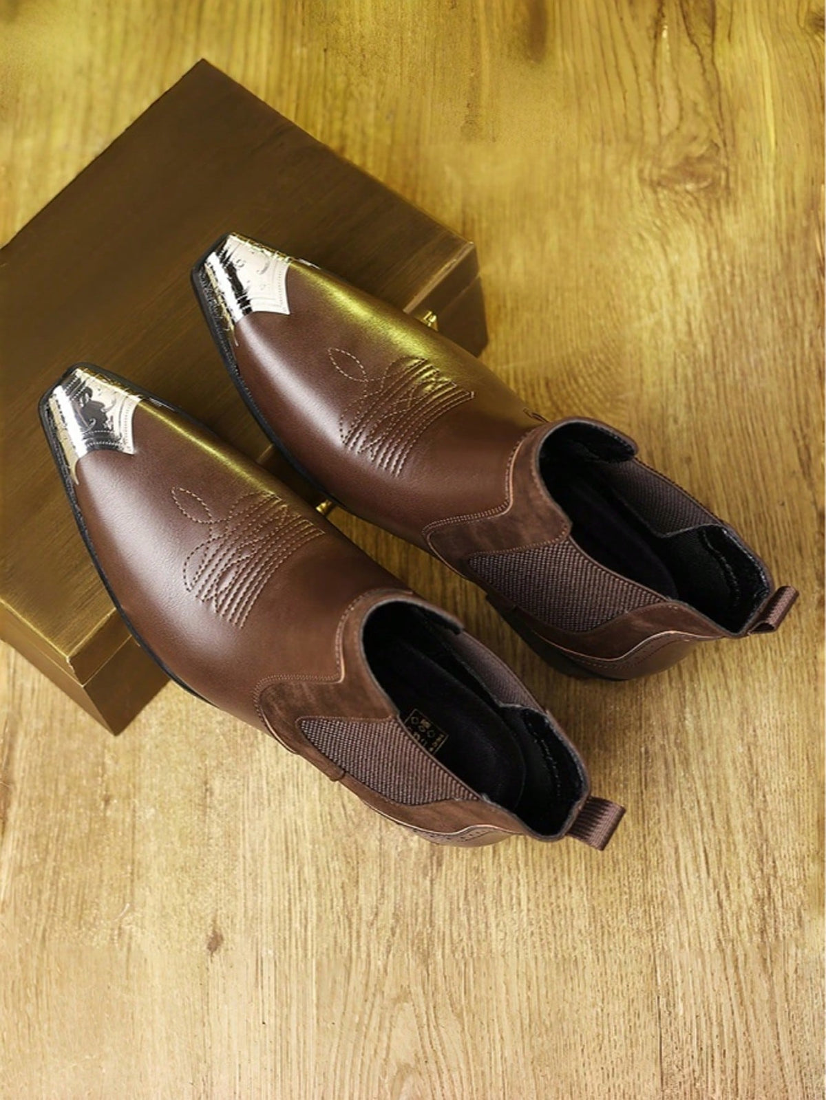 Men's Chelsea Ankle Boots Western Cowboy Faux Leather Metal Pointed Toe Embroidered Elastic Side Slip On For Casual Daily Party Wedding Business Work