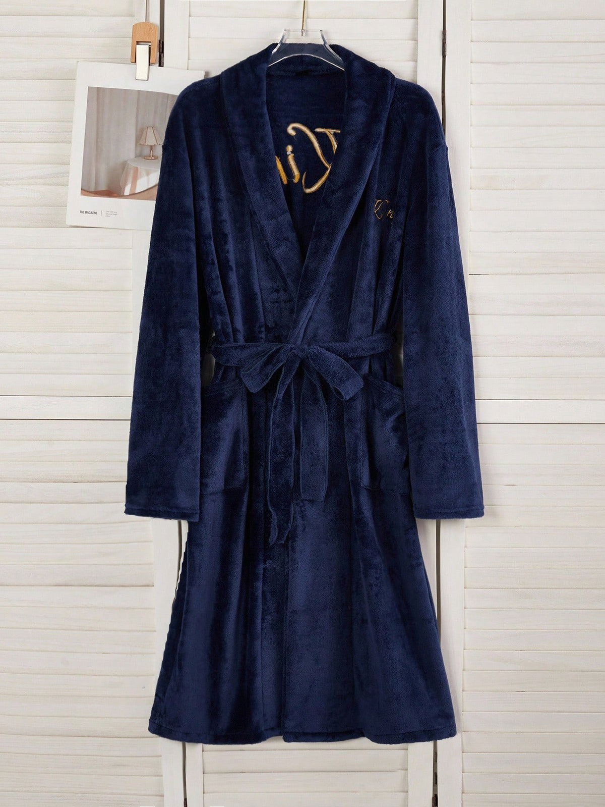 Men's Plush Flannel Bathrobe,Luxury Navy Blue Winter Robe With Embroidered King Text,Casual Home Lounge Long Sleeve Shawl Collar Drop Shoulder Robe