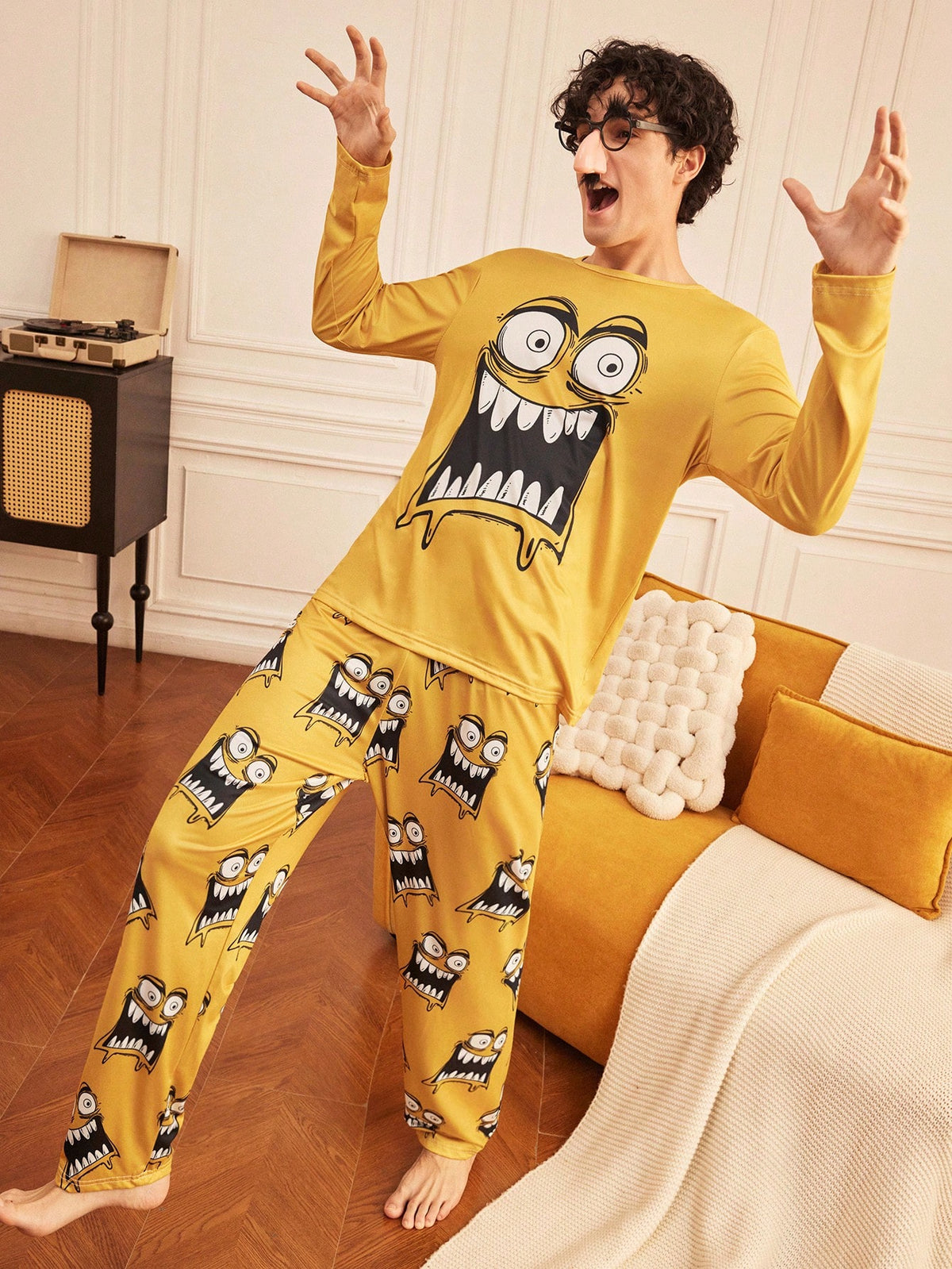 Notgurli Men's Funny Cow & Horse Print Long Sleeve Top And Pants Loungewear Set