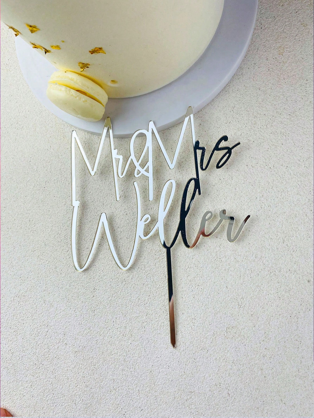 Personalized Wedding Mr And Mrs Cake Topper Custom Rustic Wedding Bride & Groom Names Cake Topper Decoration Waterproof, Ornamental Exquisite, Stylish, Fashionable, Vintage Custom Ornamental, Tea Room