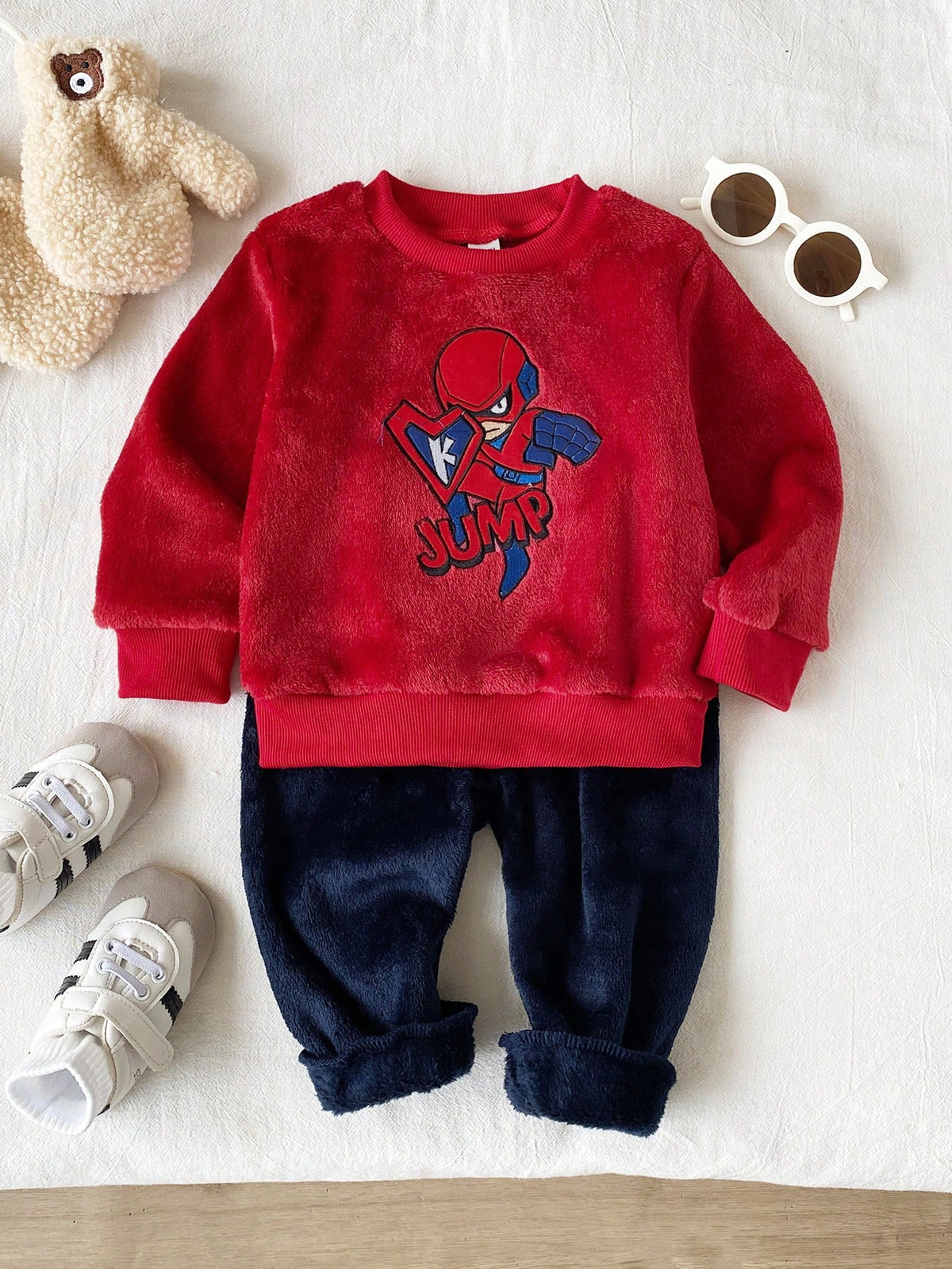 Playful Pals 2pcs/Set Baby Boy Autumn/Winter Fleece Fabric Cartoon Embroidered Pattern Crew Neck Long Sleeve Solid Color Long Pants, Minimalist Style Suitable For Outings, Casual, Daily Sports