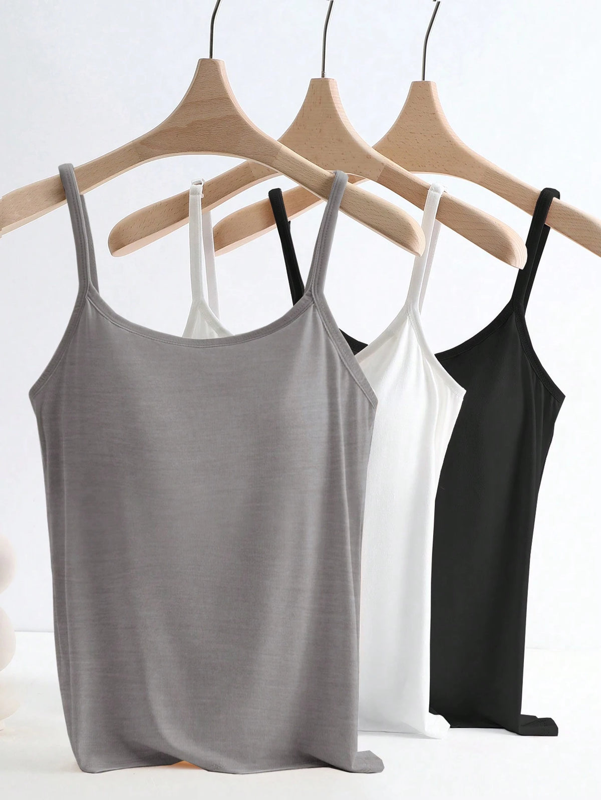 Qadelle Women's Summer Solid Color Padded Casual Cami Top