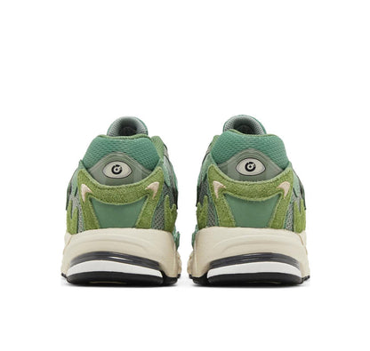 adidas Response CL Bad Bunny Boston Day