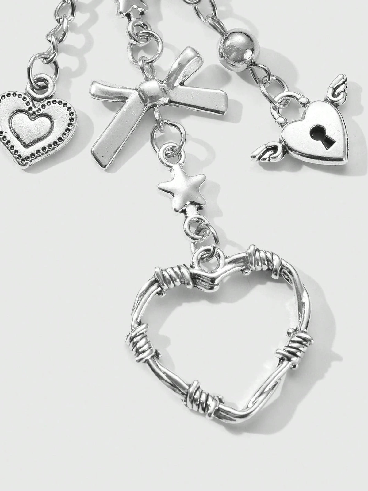 ROMWE Kawaii 2pcs Y2K Chic & Stylish Silver Star Chain Hollow Thorn Heart Crystal Bow Butterfly Wings Teddy Bear Lock Key Chain Bag Charm Combo Set, Suitable For Sisters, Girlfriends, Couples, Friends