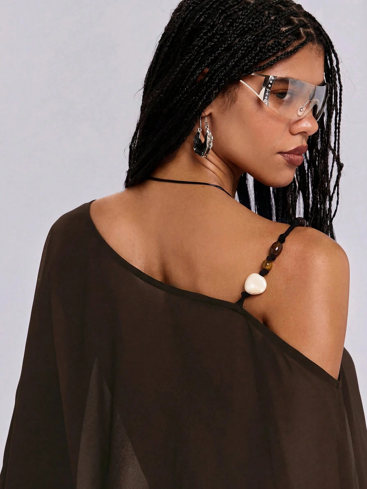 ROMWE Y2K Sexy Hot Girl Modern Solid Color Versatile Beaded Halter Neck Women's Shawl Cape Sheer Cover-Up Beach Vacation Sun Protection Clothing