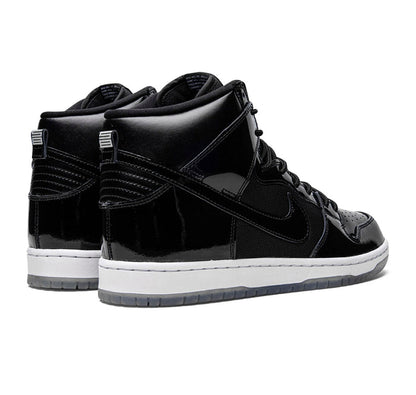 Nike SB Dunk High Space Jam