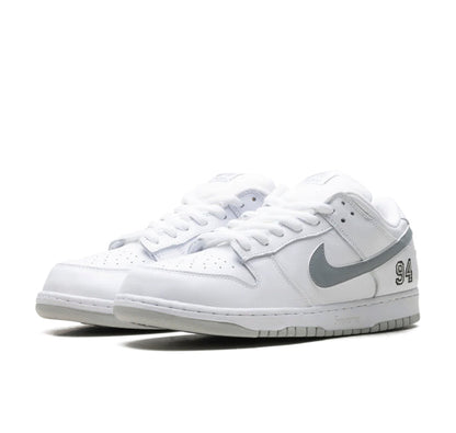 Nike SB Dunk Low "Supreme 94 White Metallic Silver"