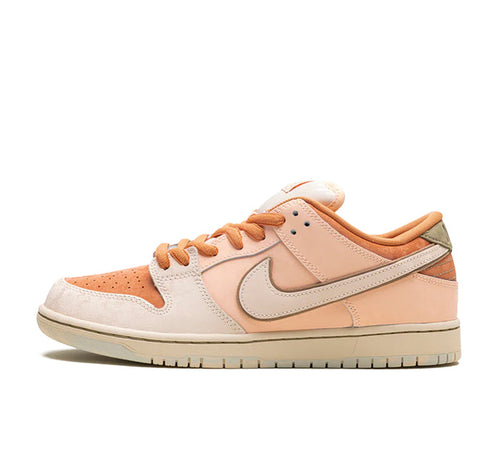 Nike SB Dunk Low Trocadéro Gardens
