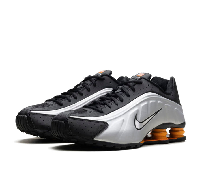 Nike Shox R4 "Bright Mandarin"