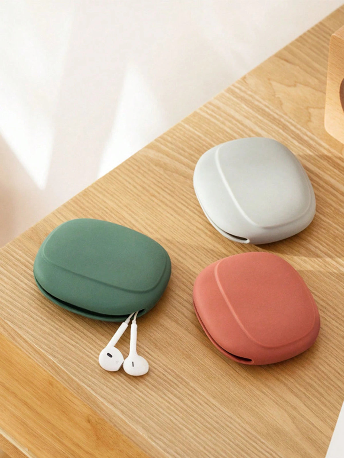 Silicone Earphone Storage Bag, Data Cable Charger Storage Box, Electronic Accessories Travel Storage Bag, Suitable For Chargers, Earbuds, Headsets, SD Memory Cards, Data Cables, Etc., Meeting Your Dai