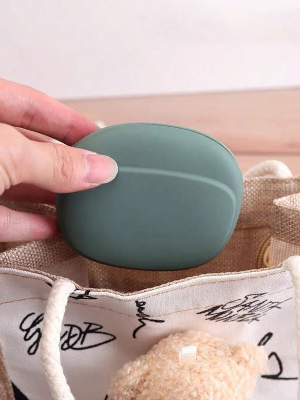 Silicone Earphone Storage Bag, Data Cable Charger Storage Box, Electronic Accessories Travel Storage Bag, Suitable For Chargers, Earbuds, Headsets, SD Memory Cards, Data Cables, Etc., Meeting Your Dai