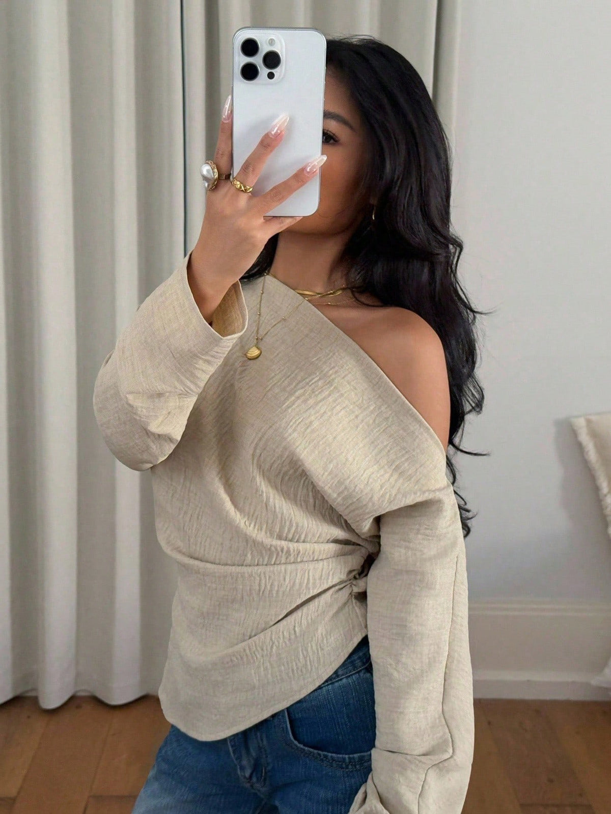 Siren Gaze Light Beige Summer Chic Minimalist Elegant Brunch Date Dinner Women's Asymmetrical Shoulder Linen Shirt Fashionable Solid Color Waist Pleated Tops