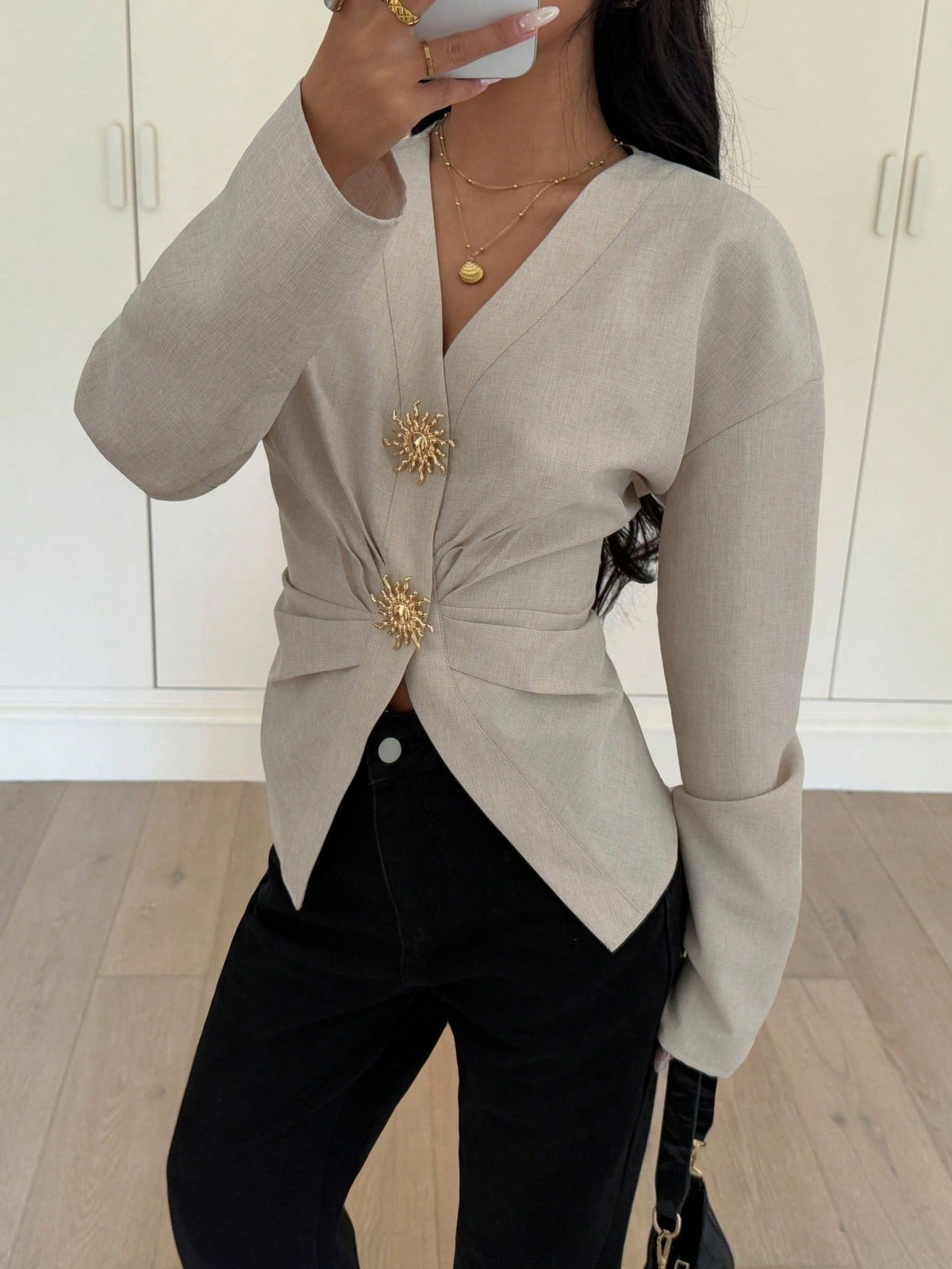 Siren Gaze Women's Elegant Khaki Minimalist Metal Button Decor Long Sleeve Pleated Slim Fit Blouse,Stylish White Shirt For Summer,Work,Fall Clothes,Classy Top