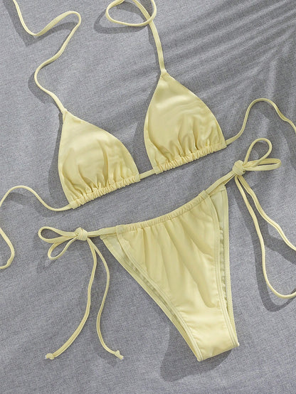 Spring/Summer Women's Sexy Solid Color Halter Bikini Beach Vacation Two-Piece Swimsuit Set, Made Of High Elastic Fabric Yellow