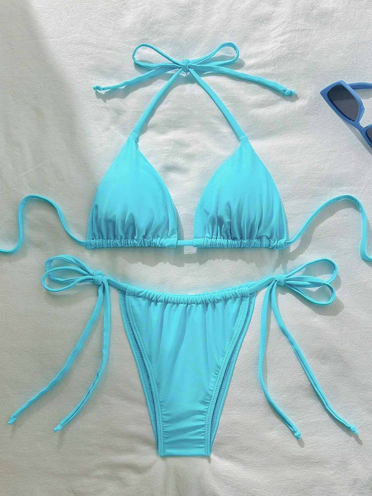 Spring/Summer Women's Sexy Solid Color Halter Bikini Beach Vacation Two-Piece Swimsuit Set, Made Of High Elastic Fabric Yellow