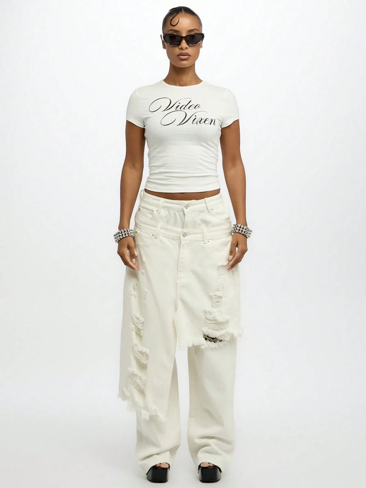 SUMWON WOMEN Video Vixen Crop Top Baby Tee Festival Y2K Aesthetic Casual Summer Short Sleeve Statement Graphic T-Shirt Streetwear Fashion Basic Fitted Tee