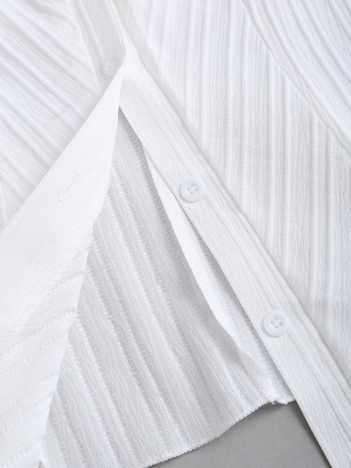 Sweetra Women's Elegant V-Neck Single-Breasted White Striped Short Sleeve Blouse, Spring/Summer