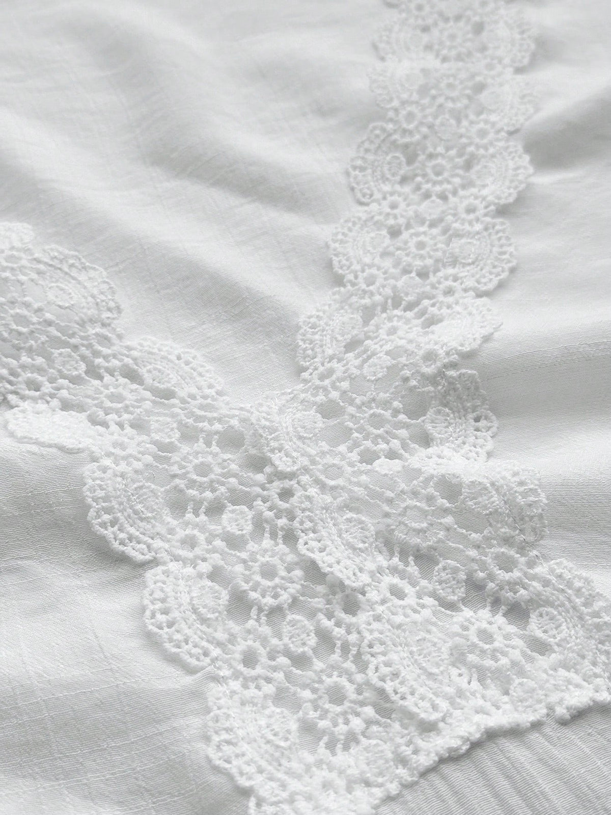 Swim Lushoire 2026 New Plus Size White V-Neck Floral Lace Trim Casual Vacation Beach Cover Up Dress