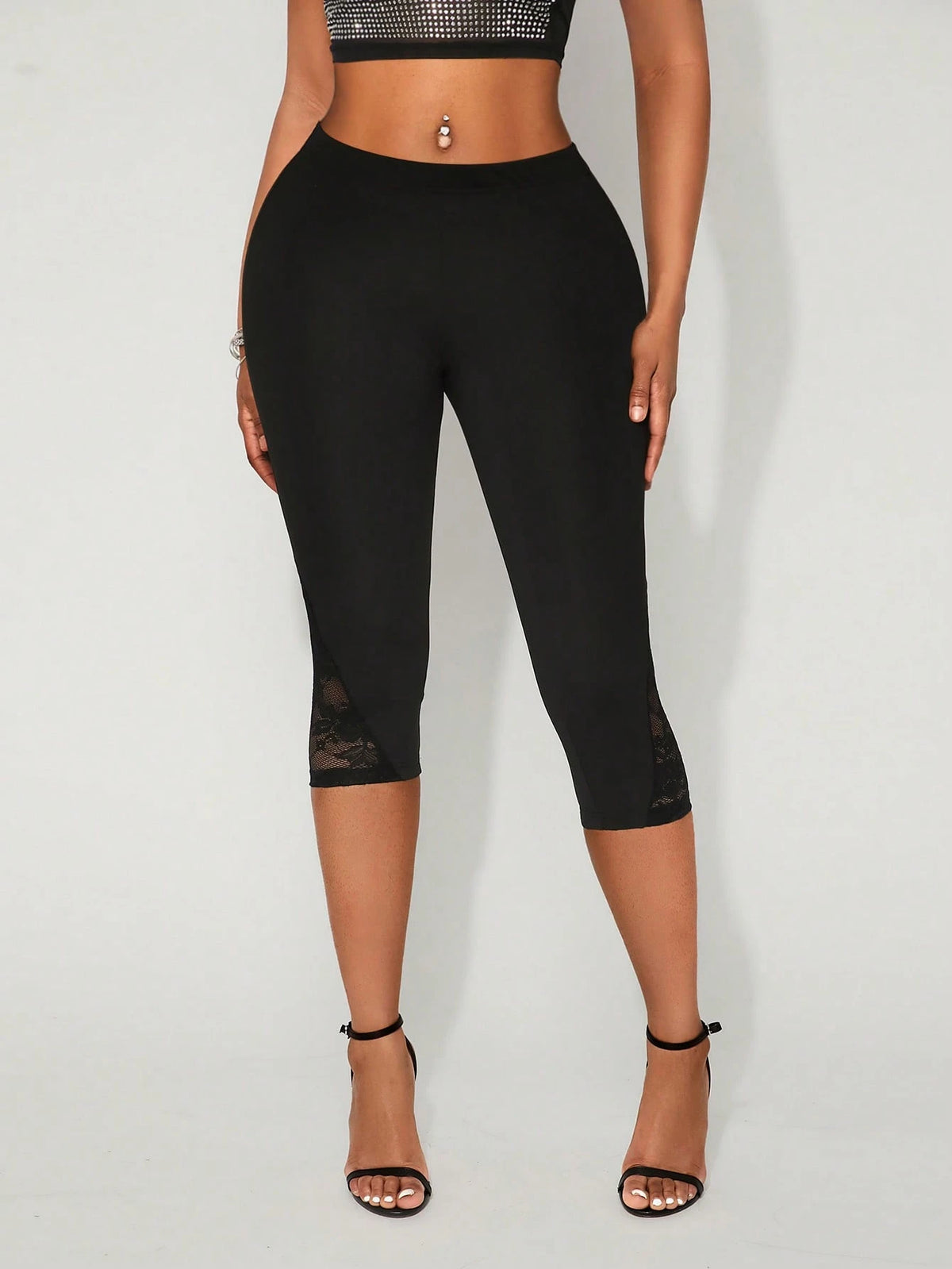 SXY Women's Solid Color Elastic Waist Contrast Lace Capri Leggings