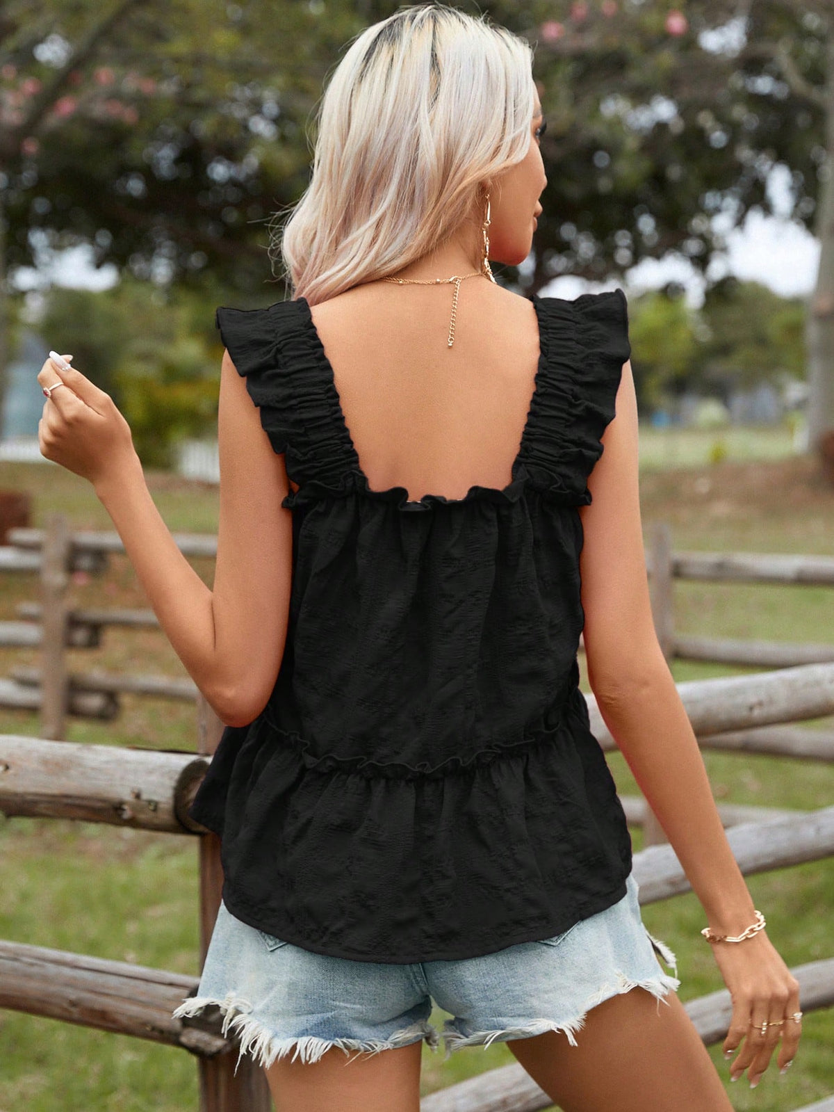 VCAY Solid Color Sleeveless Tank Top With Frill Trimmed Decoration And Square Neckline For Casual Summer