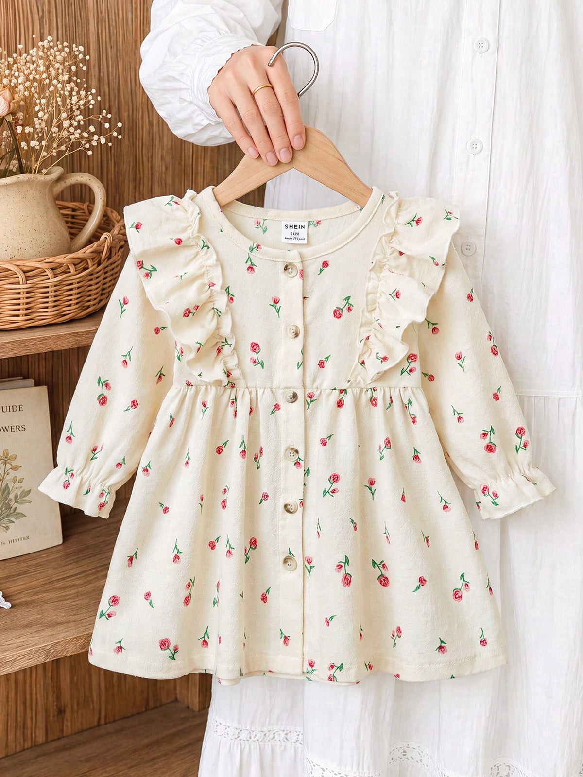 Vintaside Kids 1pc Baby Girl Spring/Autumn Cream & Rose Red Gentle Pastoral Style Small Rose All-Over Print Flutter Sleeve Ruffle Trim Long Sleeve Single-Breasted A-Line Dress, Waist-Cinched Loo