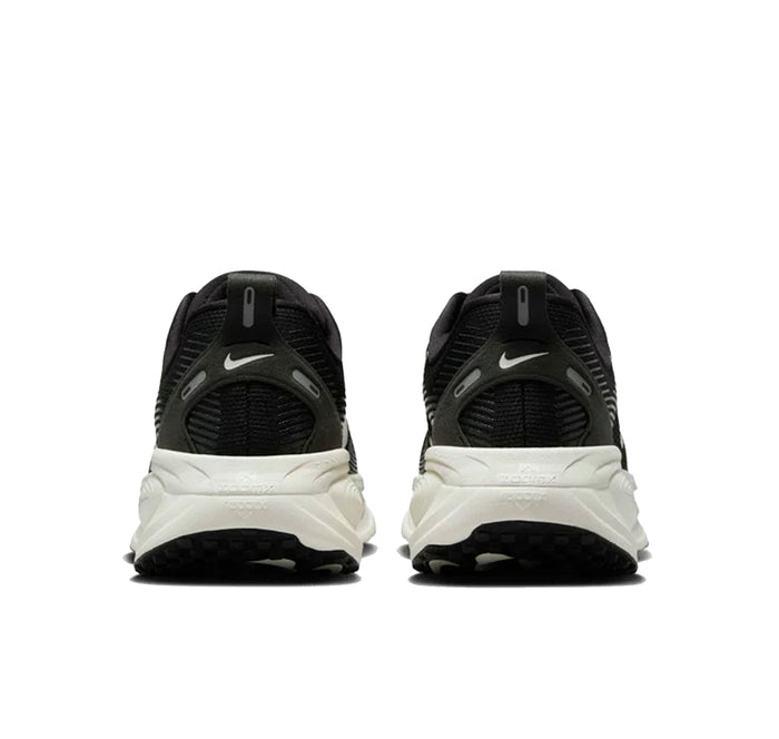 Nike Vomero 18 Black Coconut Milk Light Iron Ore Summit White