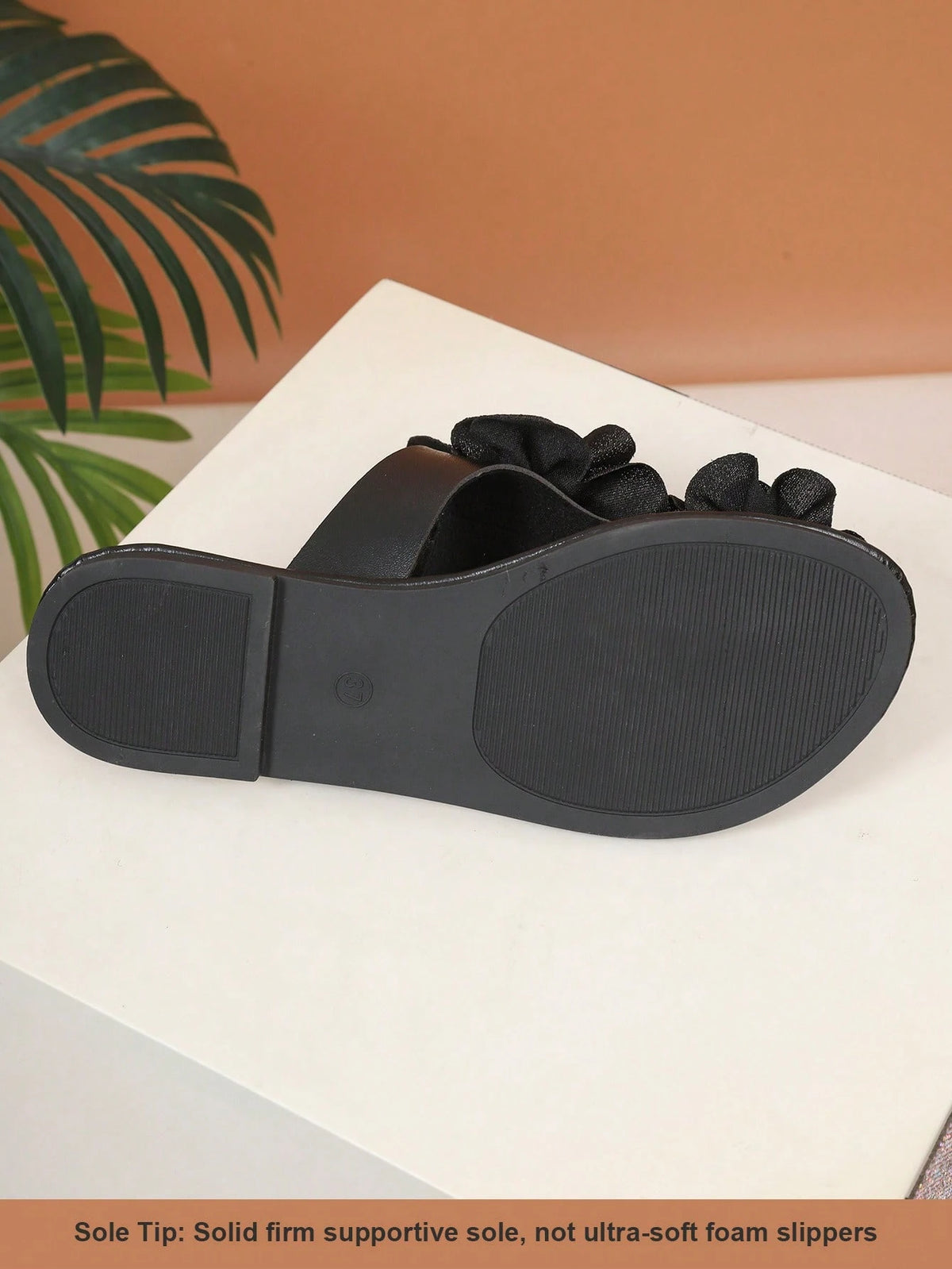 Women's Black 3D Flower Decor Thong Sandals, Summer Casual Vacation Beach Shoes, Narrow Fit, Wide Feet/High Instep Recommend Size Up