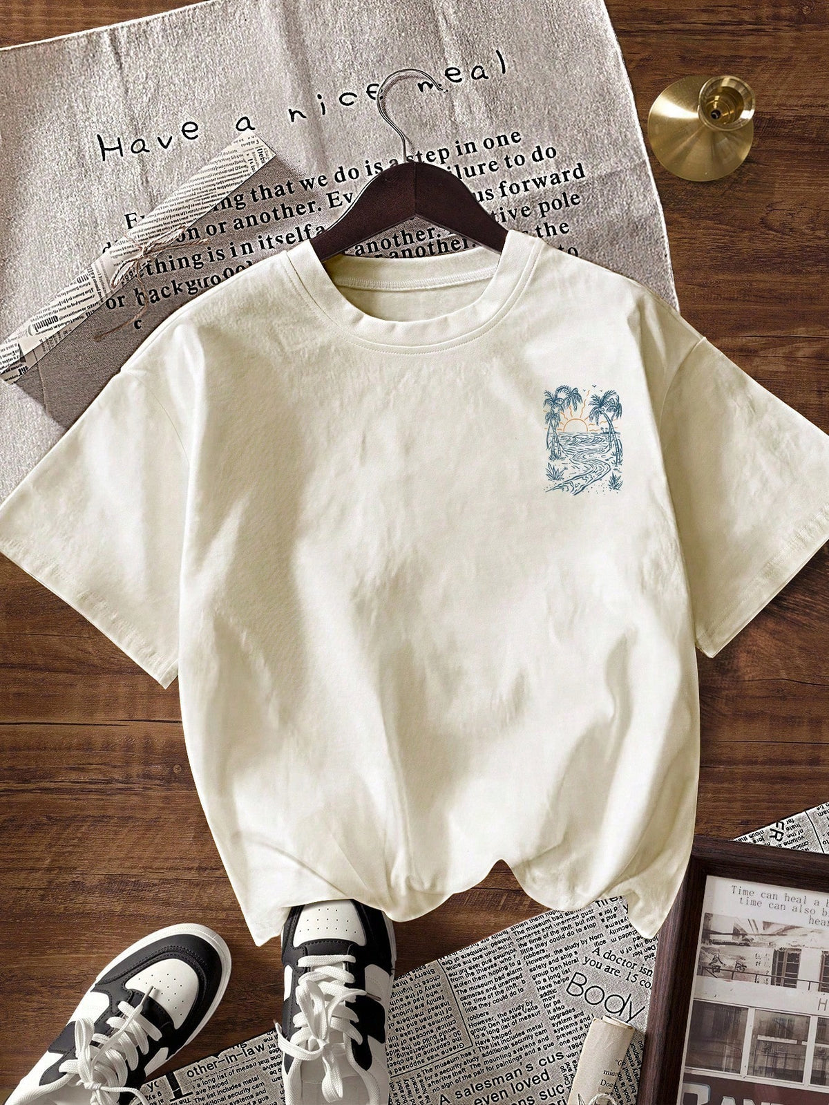 Women's Casual Graphic Print Round Neck Short Sleeve T-Shirt