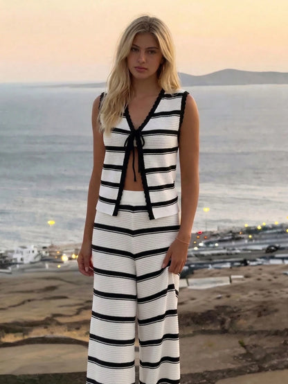 Women's Elegant Spring/Summer Fashion Basic Casual Weekend Holiday Beach Vacation Knit Striped Fitted Contrast Lace Camisole Sleeveless Cardigan And Pants 2-Piece Set White