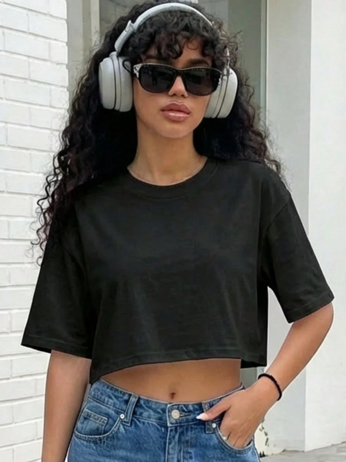 Women's Loose Round Neck Short Sleeve Casual Top Black Summer