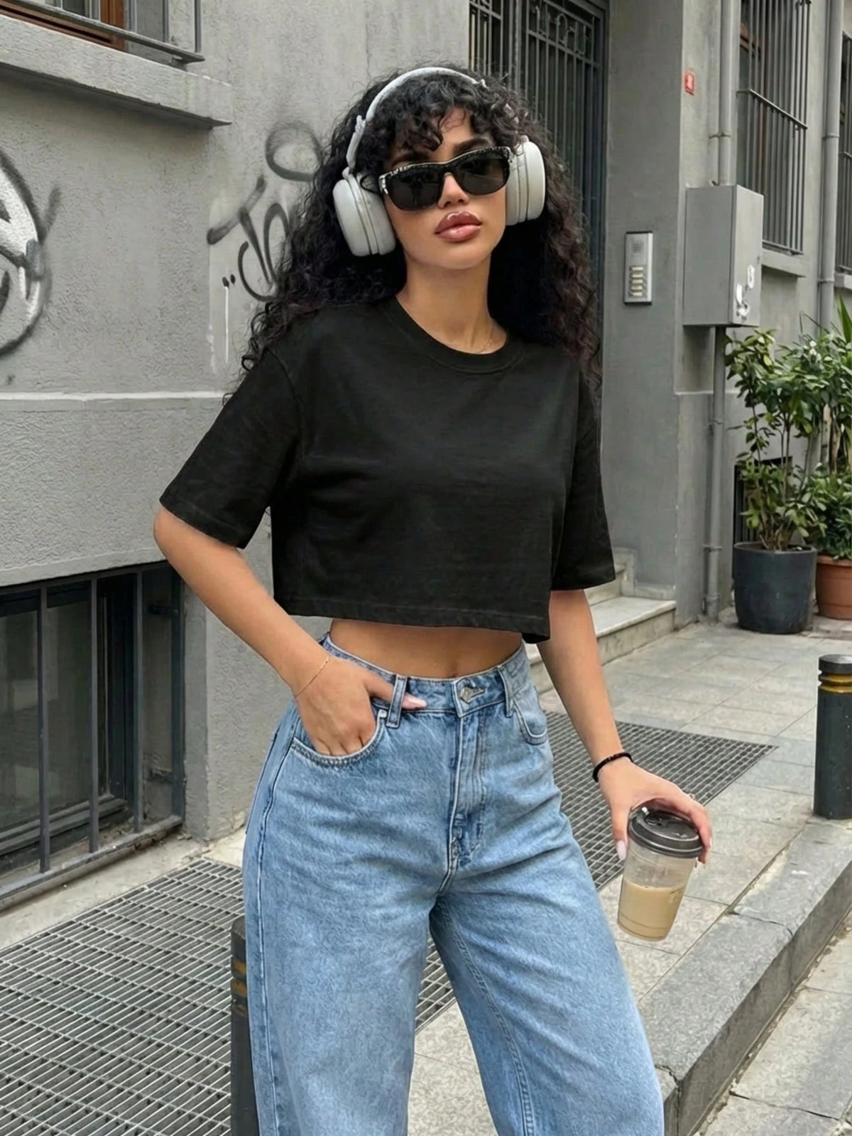 Women's Loose Round Neck Short Sleeve Casual Top Black Summer
